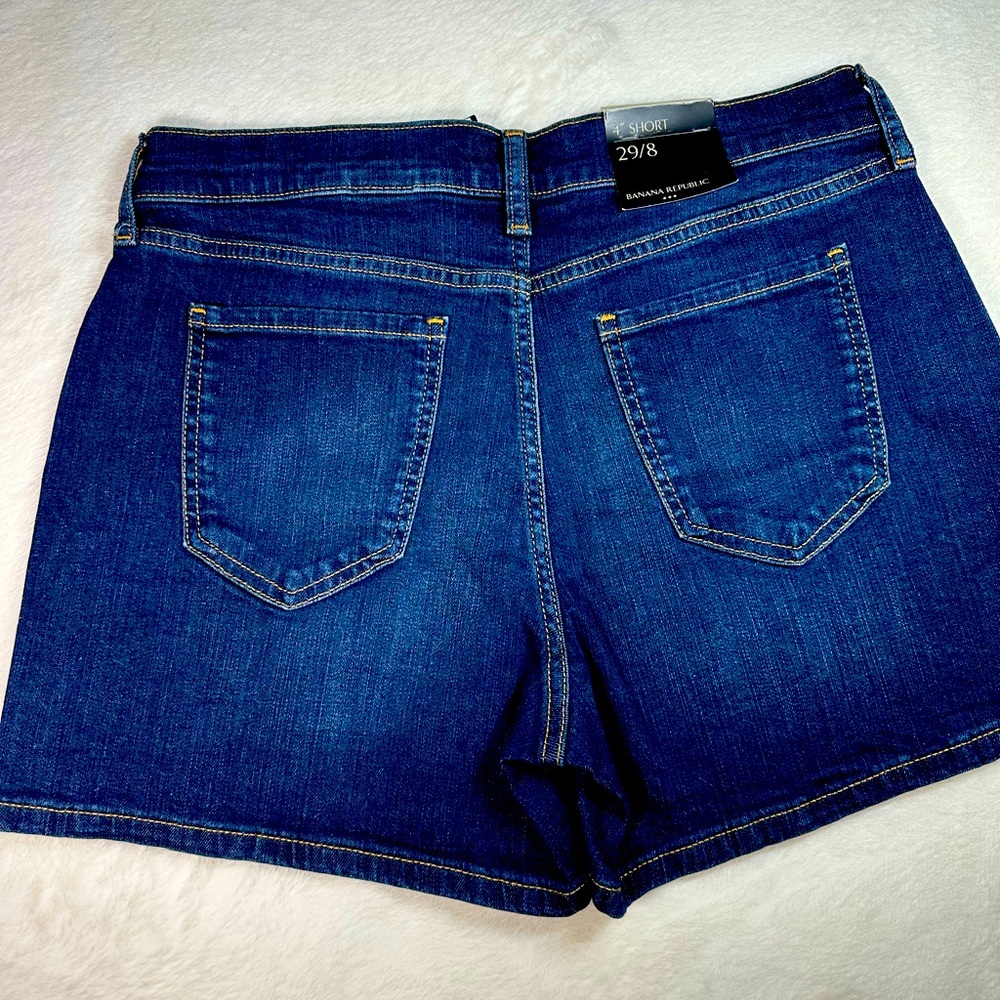 New with tag banana republic women’s shorts size 29/8,4” long